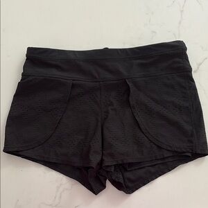 Women's Black Athleta Shorts Size XS